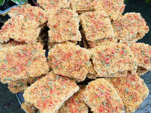 Cơm cháy chà bông thành phẩm