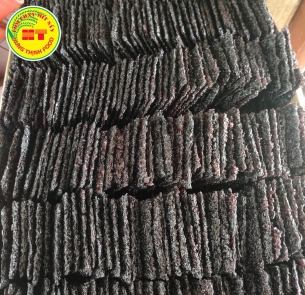 Phôi Cơm nếp than