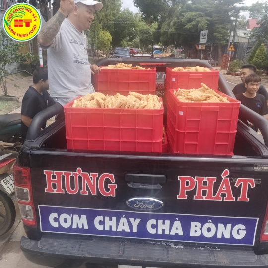cơm cháy gạo thường